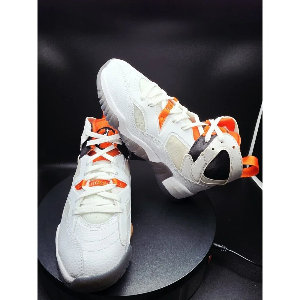 Jordan Jumpman Two Trey (GS) White/Black/Orange SIZE US 6 Kids/7.5 Women